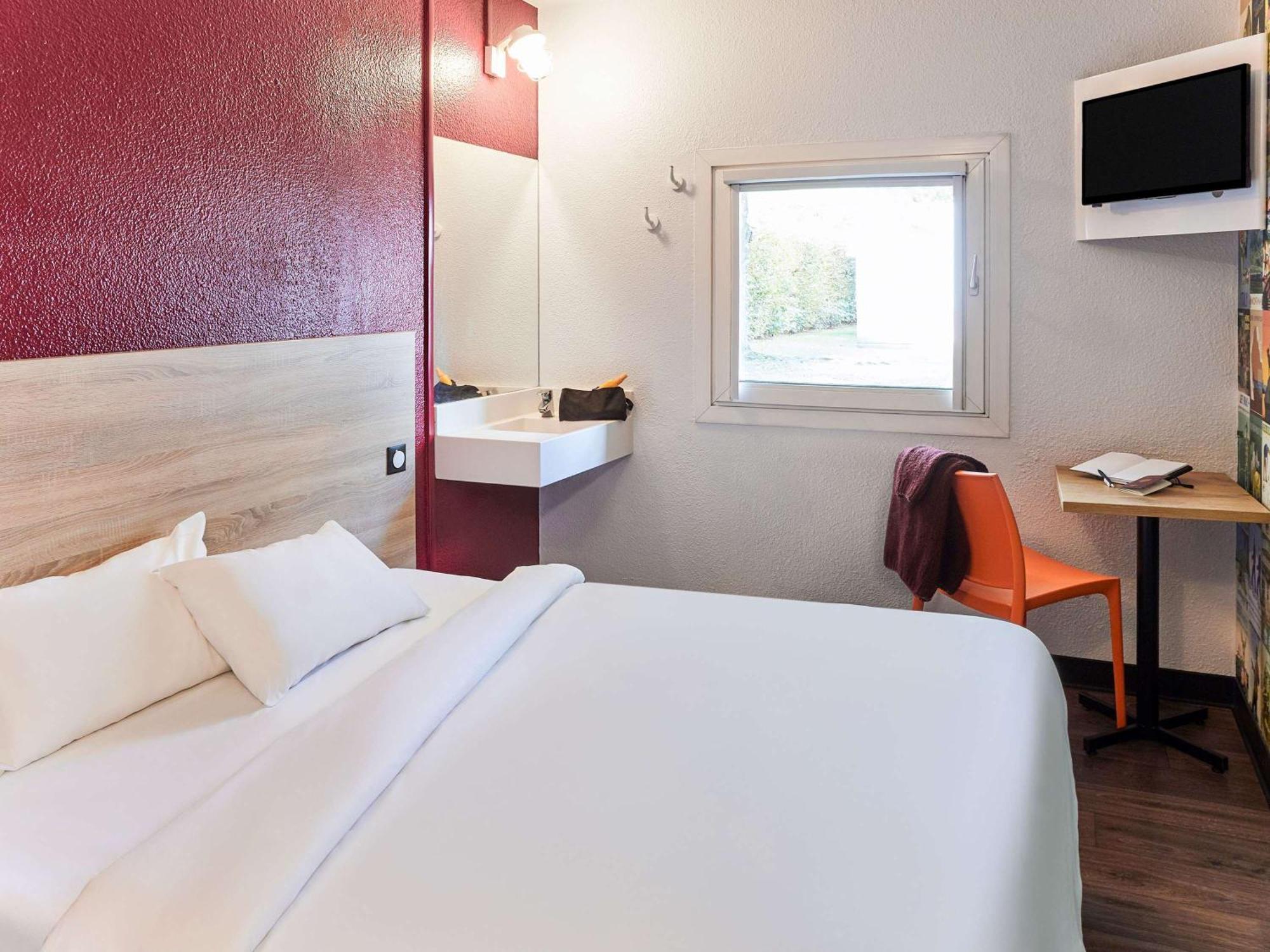 Hotelf1 Antibes Sophia Antipolis Vallauris Ngoại thất bức ảnh